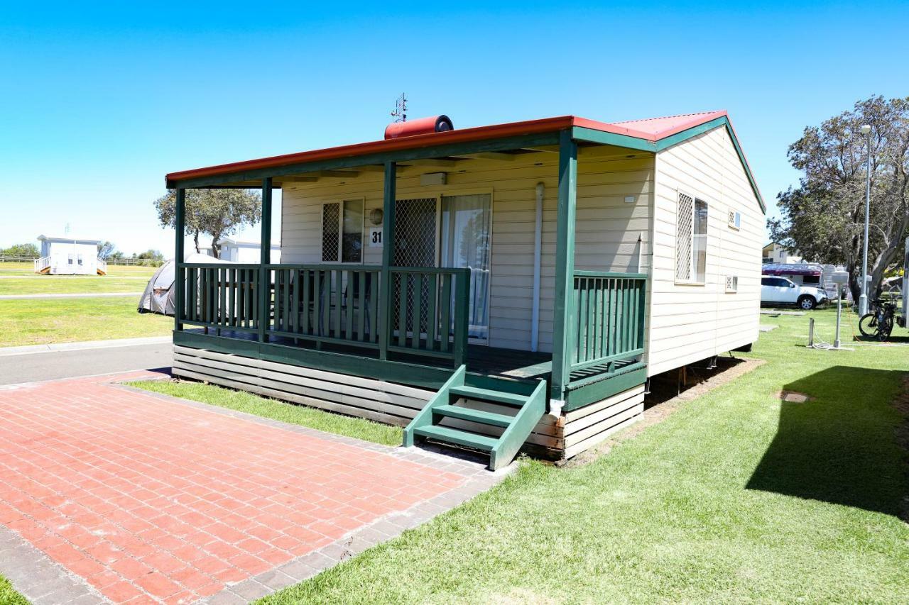 Bulli Beach Tourist Park Hotel Room photo